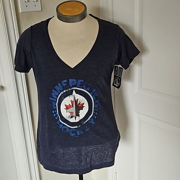 NHL Women's Hockey Winnipeg Jets  Logo Short Sleeves T-Shirt - Picture 2 of 16